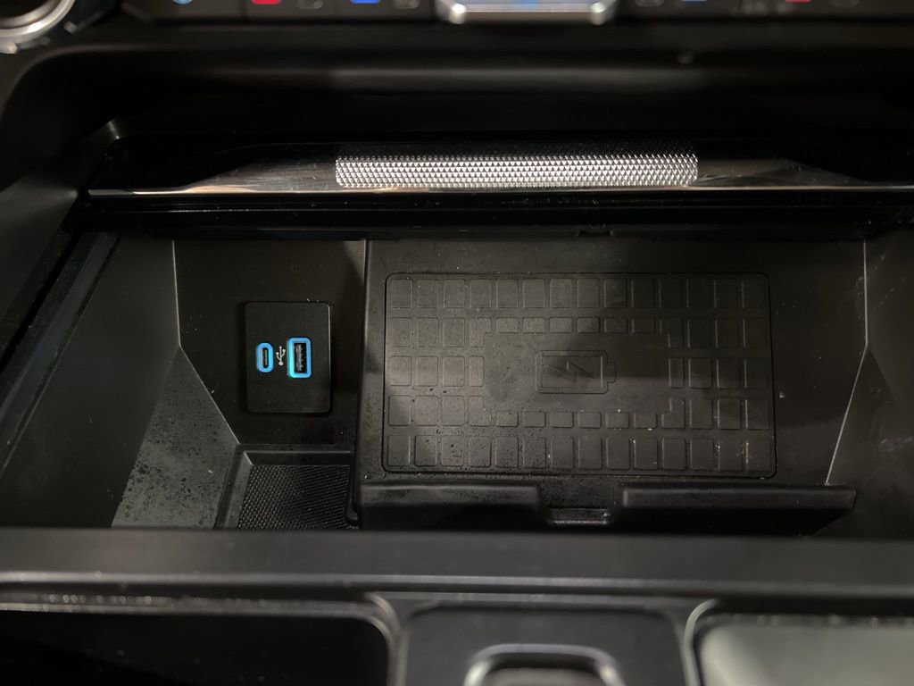 Certified 2022 Ford F150 Lariat w/ Equipment Group 502A High image 15