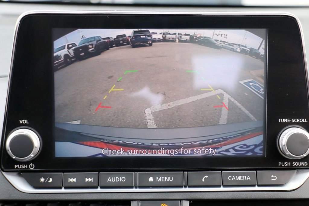 Used 2023 Nissan Altima 2.5 SV image 15