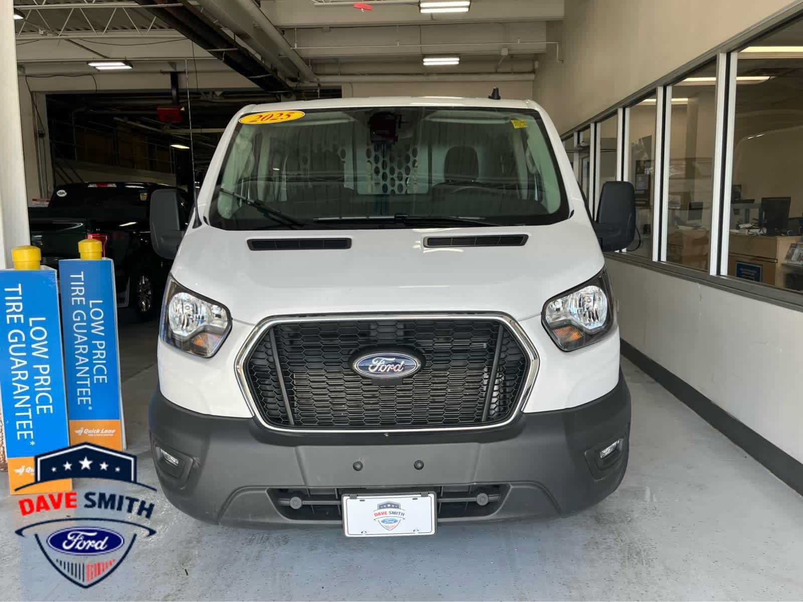 Certified 2025 Ford Transit 250 Low Roof w/ Exterior Upgrade Package RWD image 42
