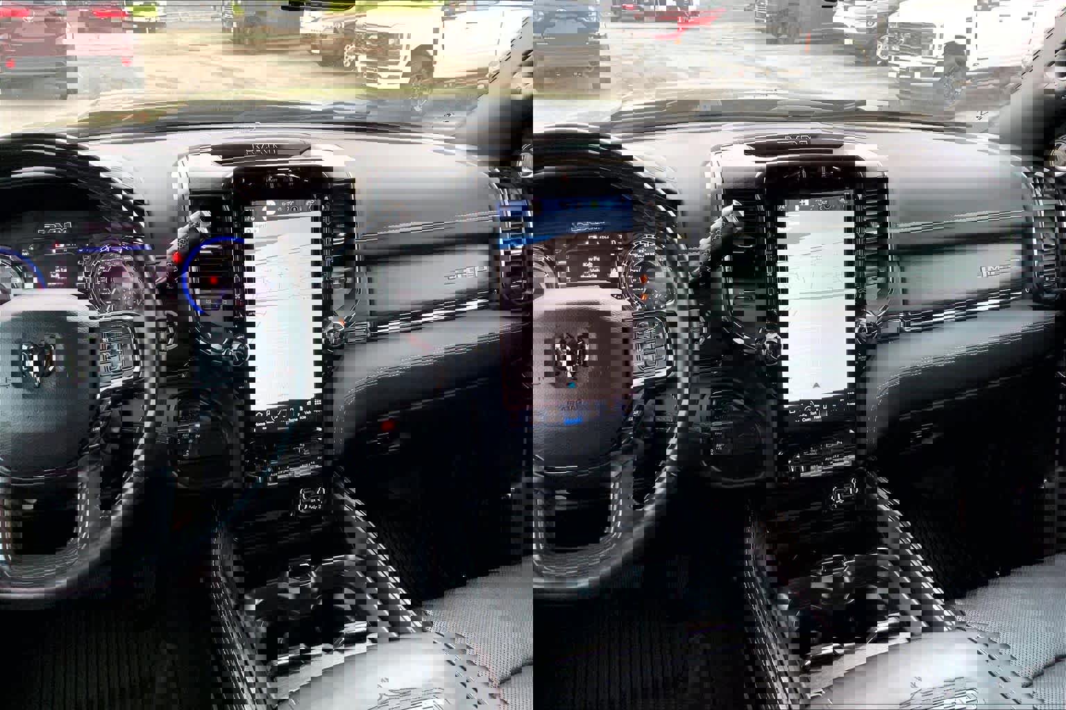 Used 2022 RAM 2500 Limited image 9