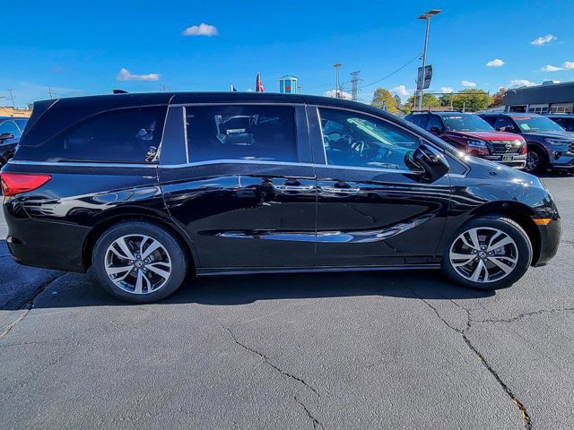 Used 2023 Honda Odyssey Touring image 6