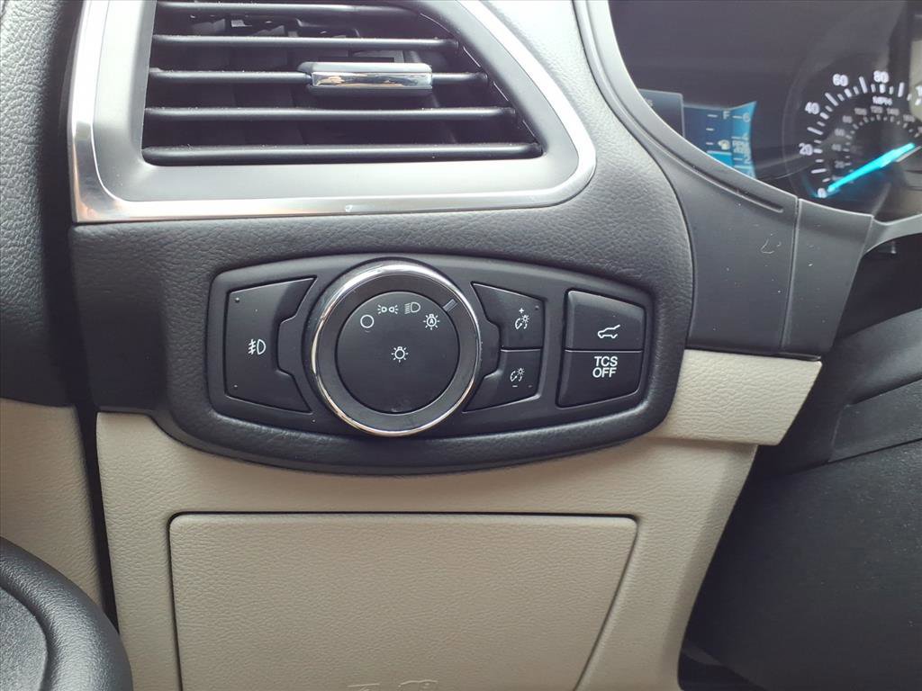 Certified 2024 Ford Edge Titanium w/ Equipment Group 301A image 19