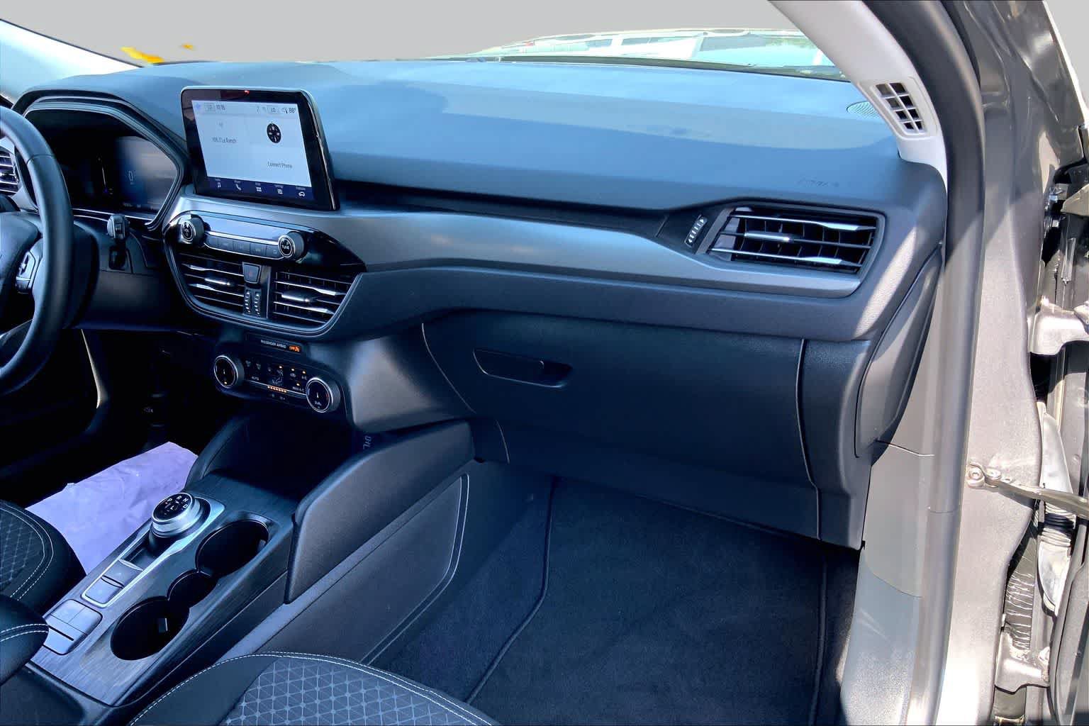 Certified 2023 Ford Escape Active FWD image 17