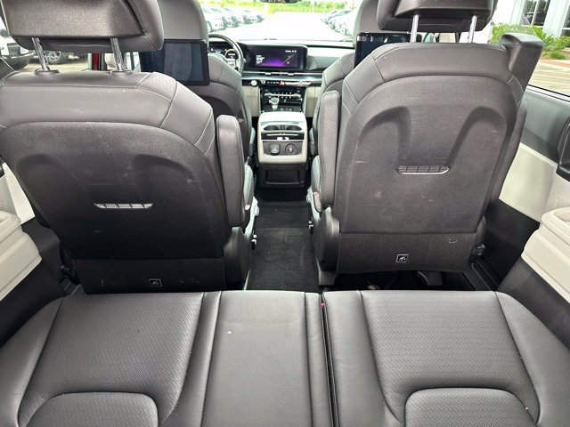 Used 2023 Kia Carnival SX Prestige FWD image 13