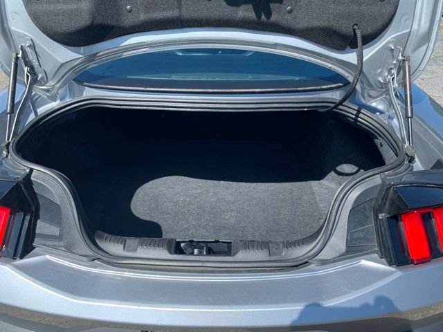 Certified 2024 Ford Mustang Coupe RWD image 9