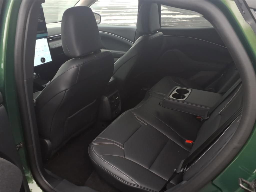 Certified 2025 Ford Mustang Mach-E Premium image 26