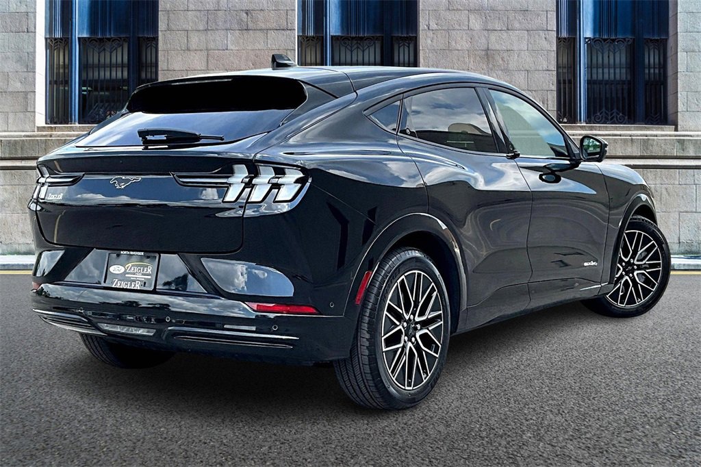 Certified 2024 Ford Mustang Mach-E Premium image 11