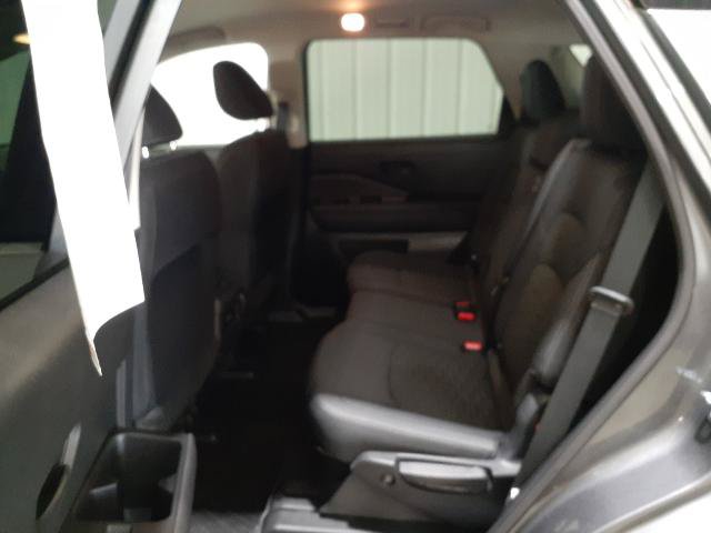 Used 2025 Nissan Pathfinder S AWD/4WD image 9