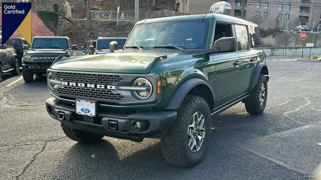 Certified 2025 Ford Bronco Badlands image 1
