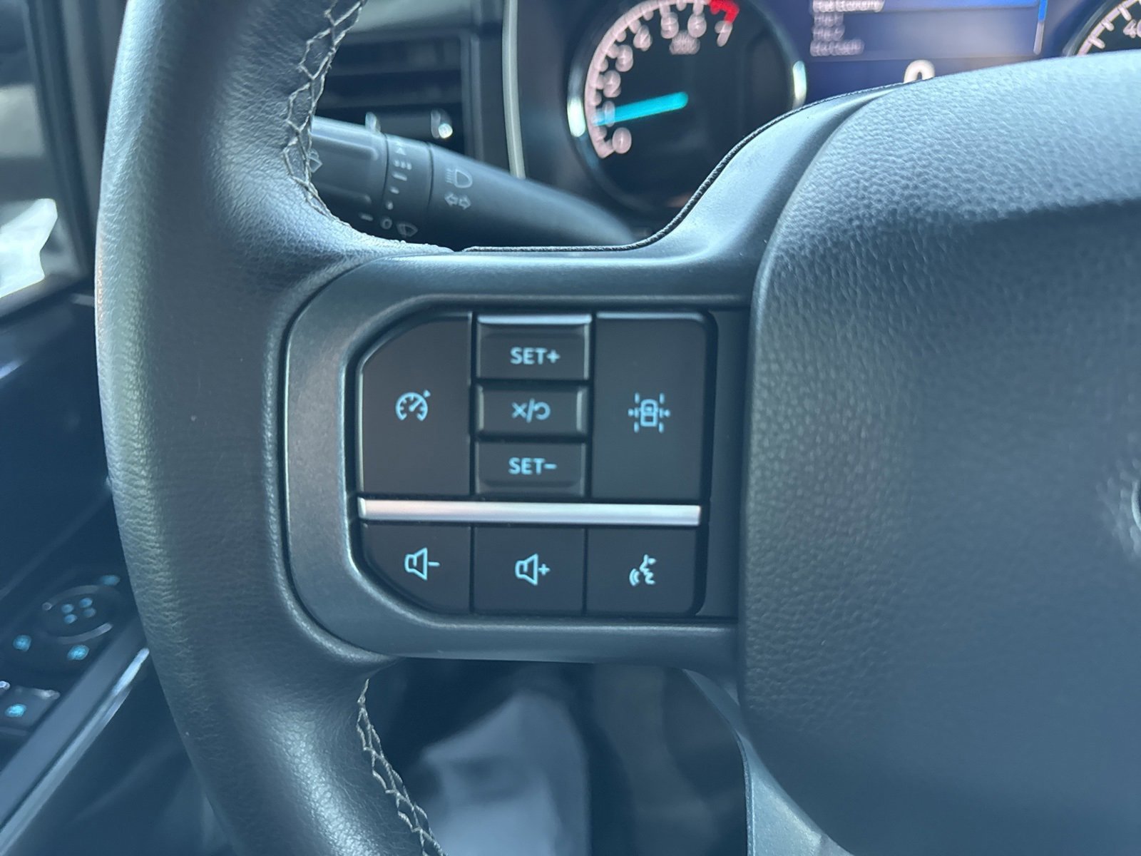 Certified 2023 Ford F150 XLT w/ Equipment Group 302A High image 28