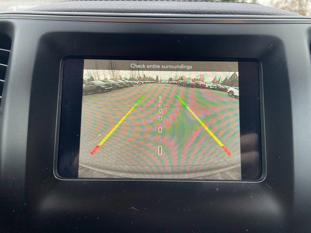 Used 2020 Jeep Cherokee Latitude Plus image 23