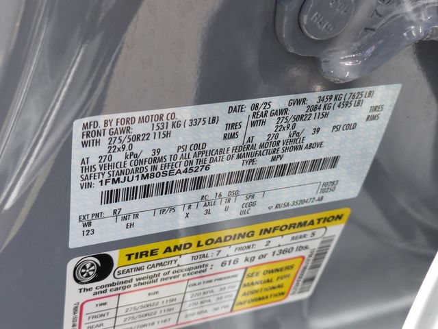 Certified 2025 Ford Expedition Platinum w/ Driver's Package AWD/4WD image 39