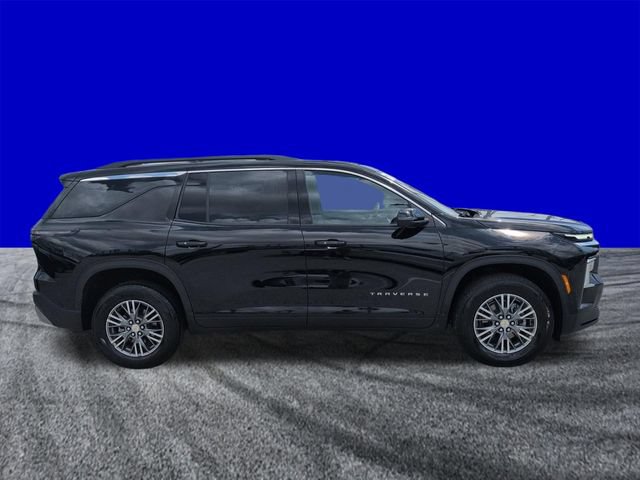 Used 2025 Chevrolet Traverse LT w/ Enhanced Driving Package FWD image 3
