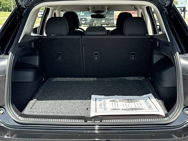 Used 2025 Volkswagen Tiguan S FWD image 23