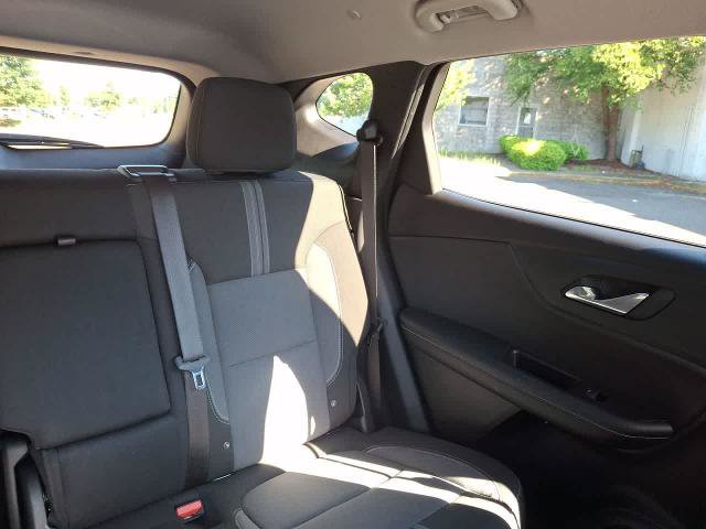 Used 2025 Chevrolet Blazer LT AWD/4WD image 14