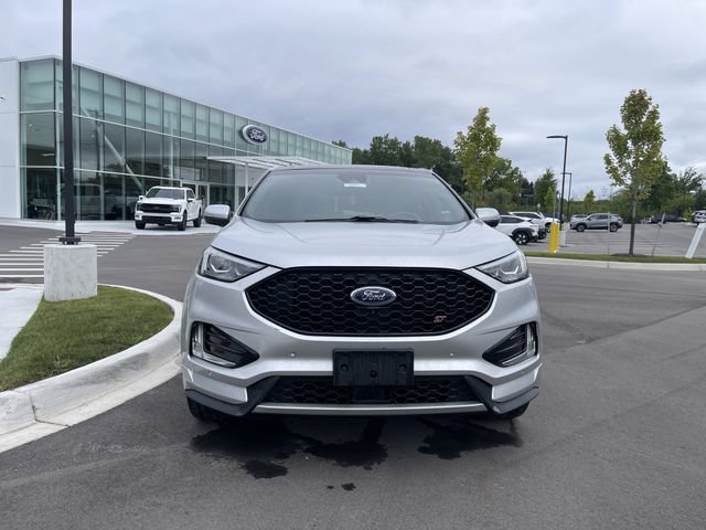 Certified 2019 Ford Edge ST w/ Equipment Group 401A AWD/4WD image 8