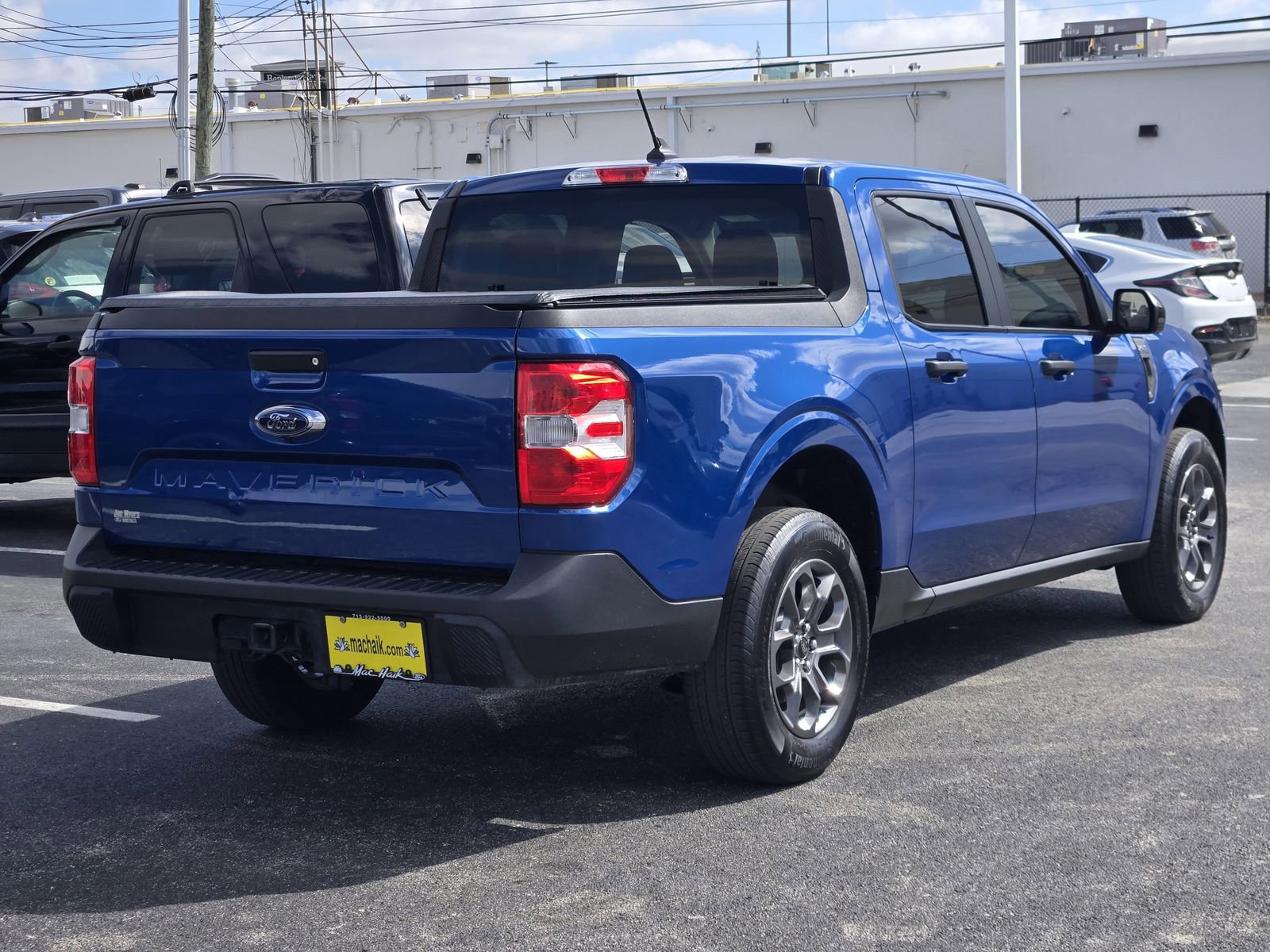 Certified 2024 Ford Maverick XLT w/ XLT Luxury Package image 3