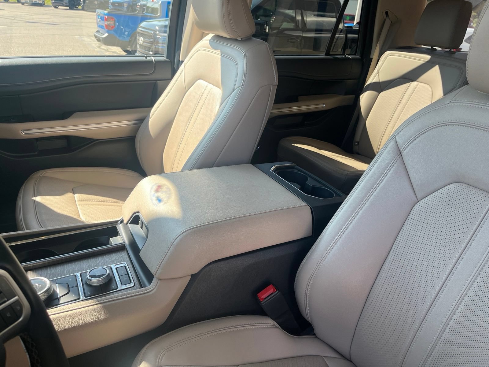 Certified 2024 Ford Expedition Max Limited AWD/4WD image 10