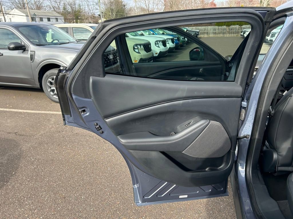 Certified 2021 Ford Mustang Mach-E Select image 15