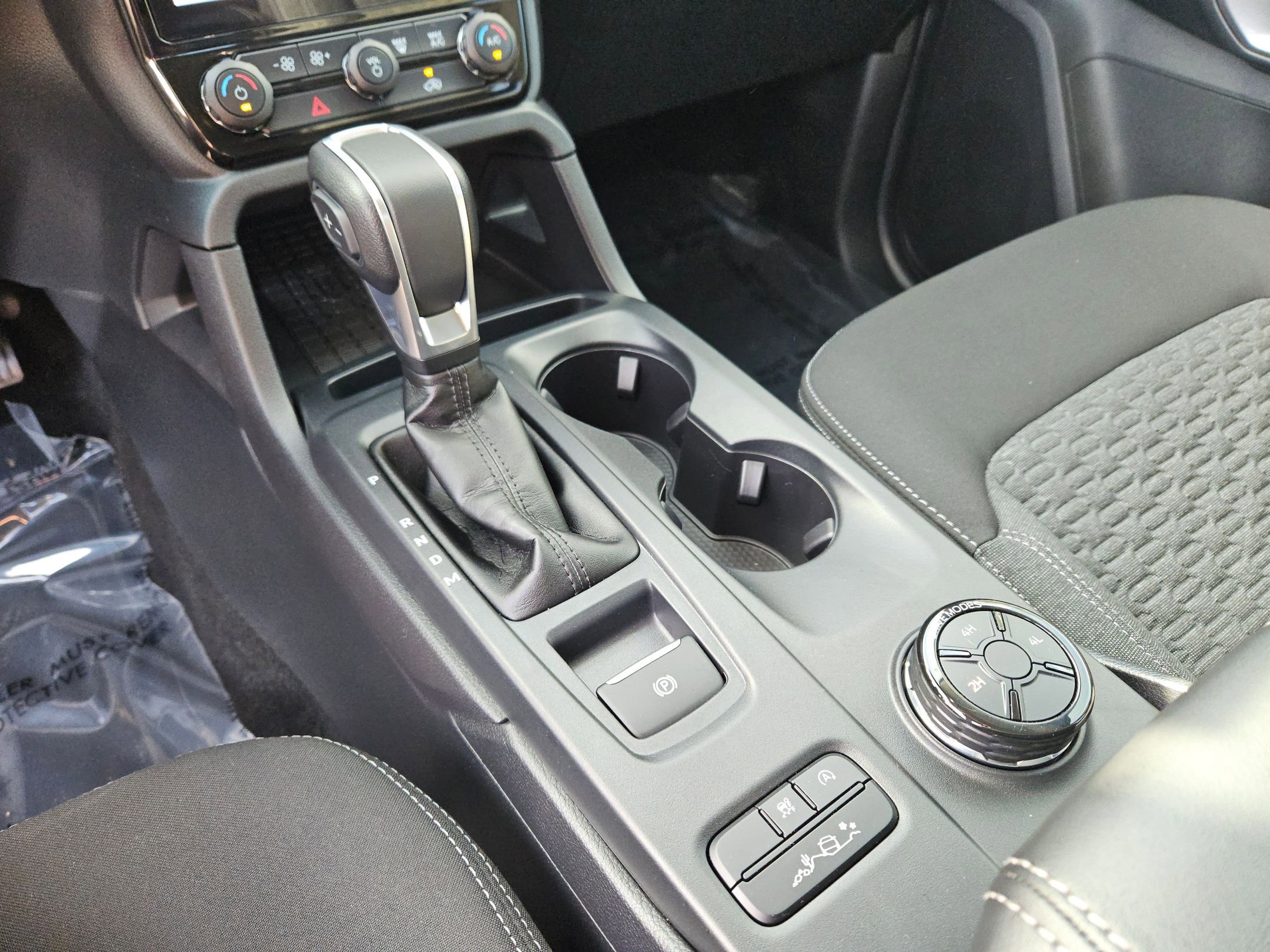 Certified 2025 Ford Ranger XLT w/ Equipment Group 301A High image 13