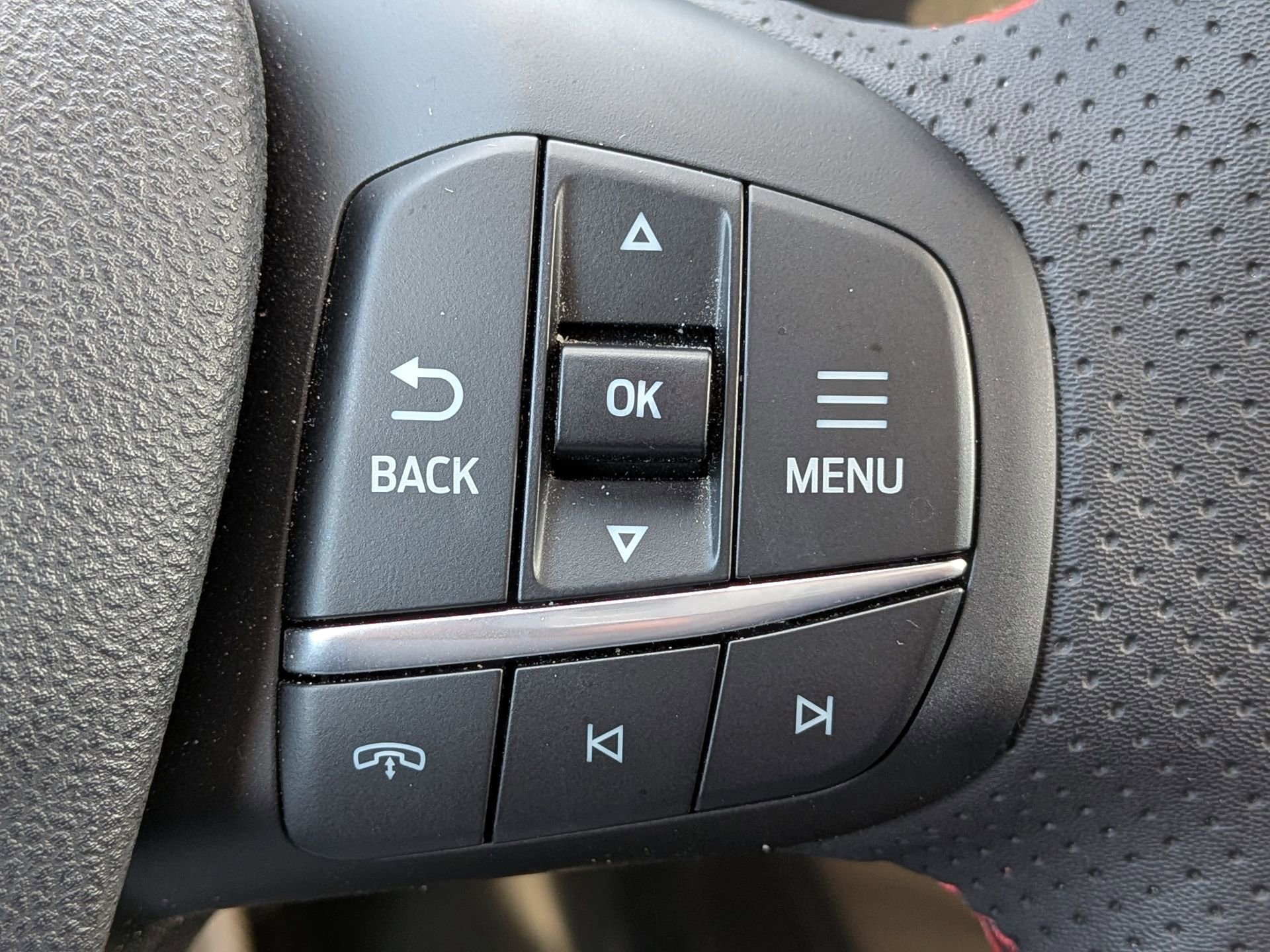 Certified 2023 Ford Escape ST-Line w/ Tech Pack #1 image 31