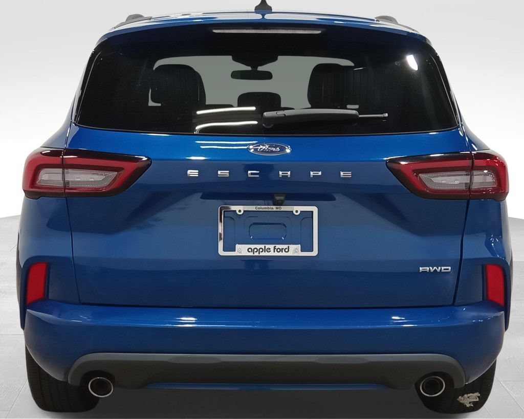 Certified 2023 Ford Escape ST-Line AWD/4WD image 4