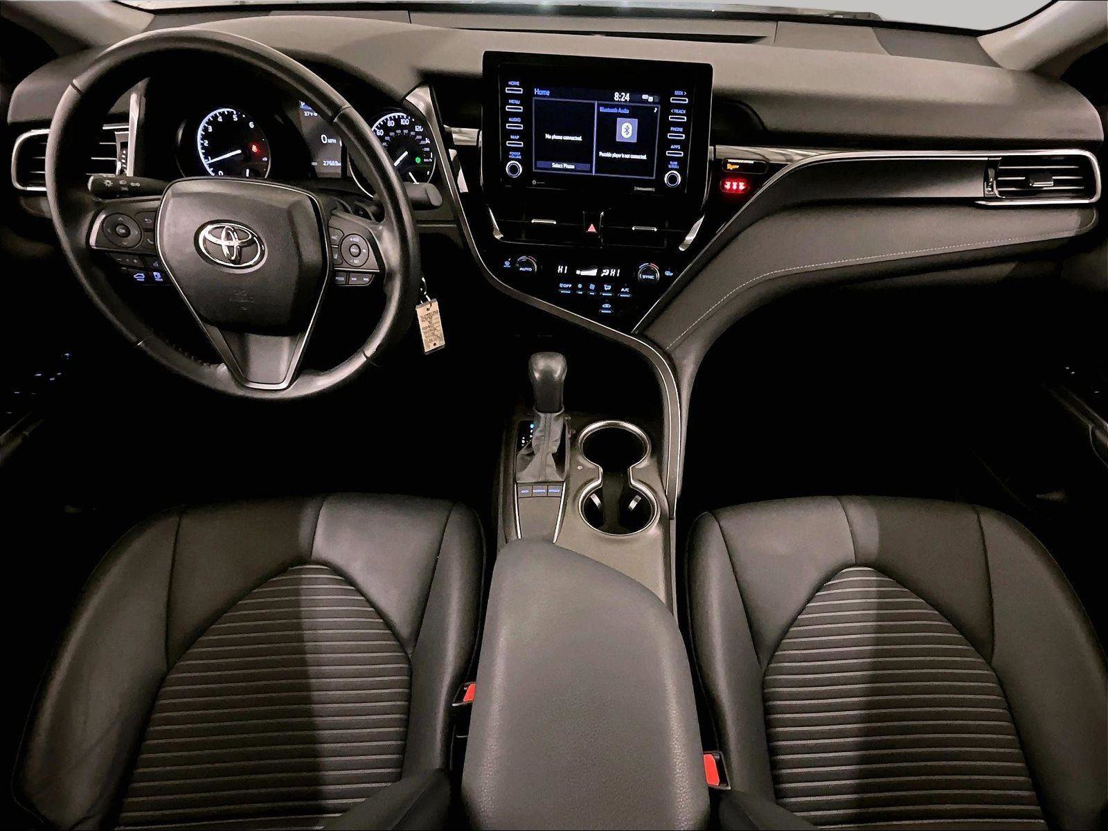 Used 2023 Toyota Camry SE FWD image 14