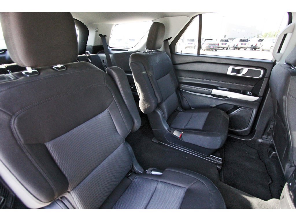 Certified 2022 Ford Explorer XLT RWD image 14
