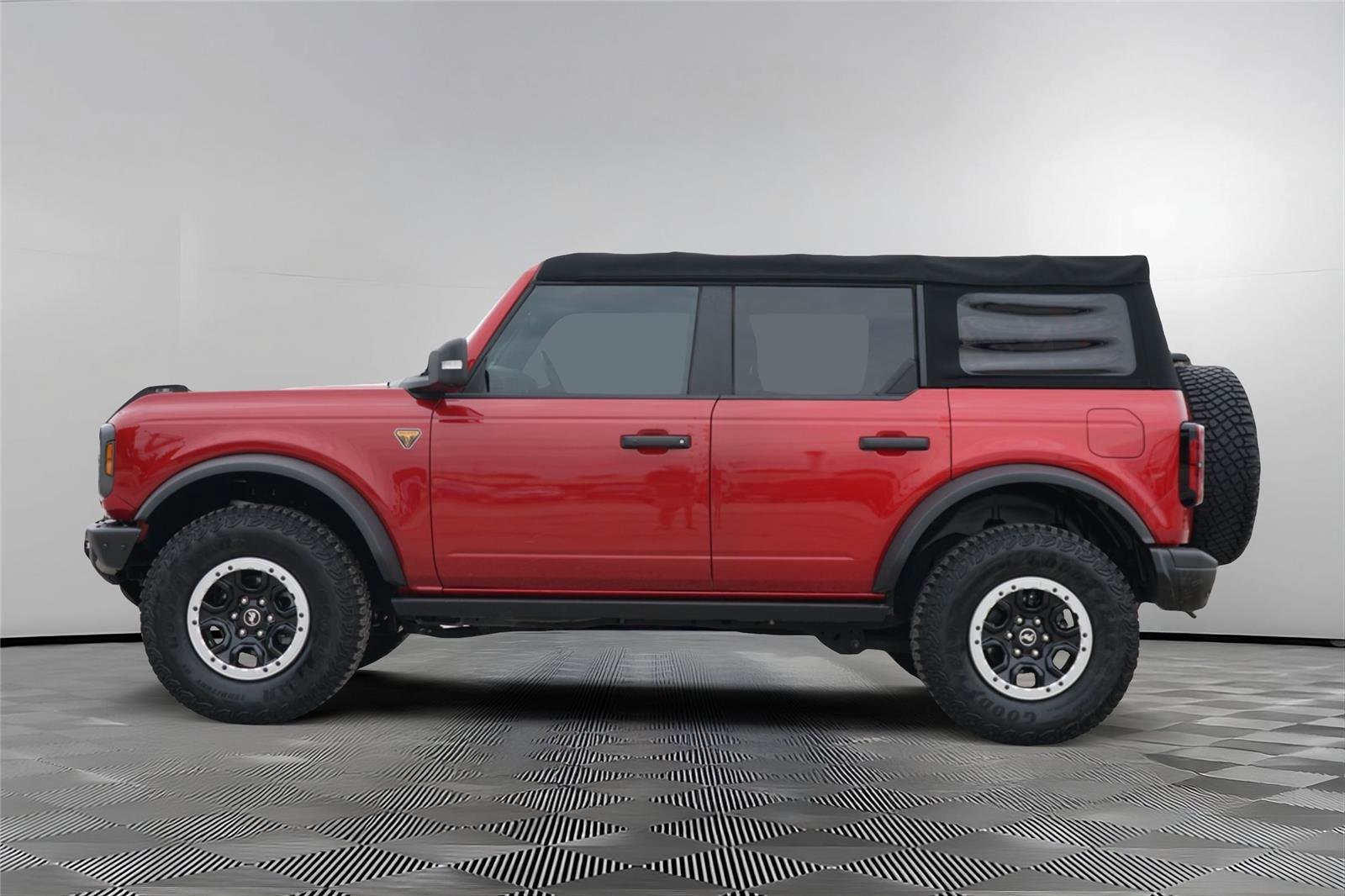Certified 2021 Ford Bronco Badlands AWD/4WD image 7