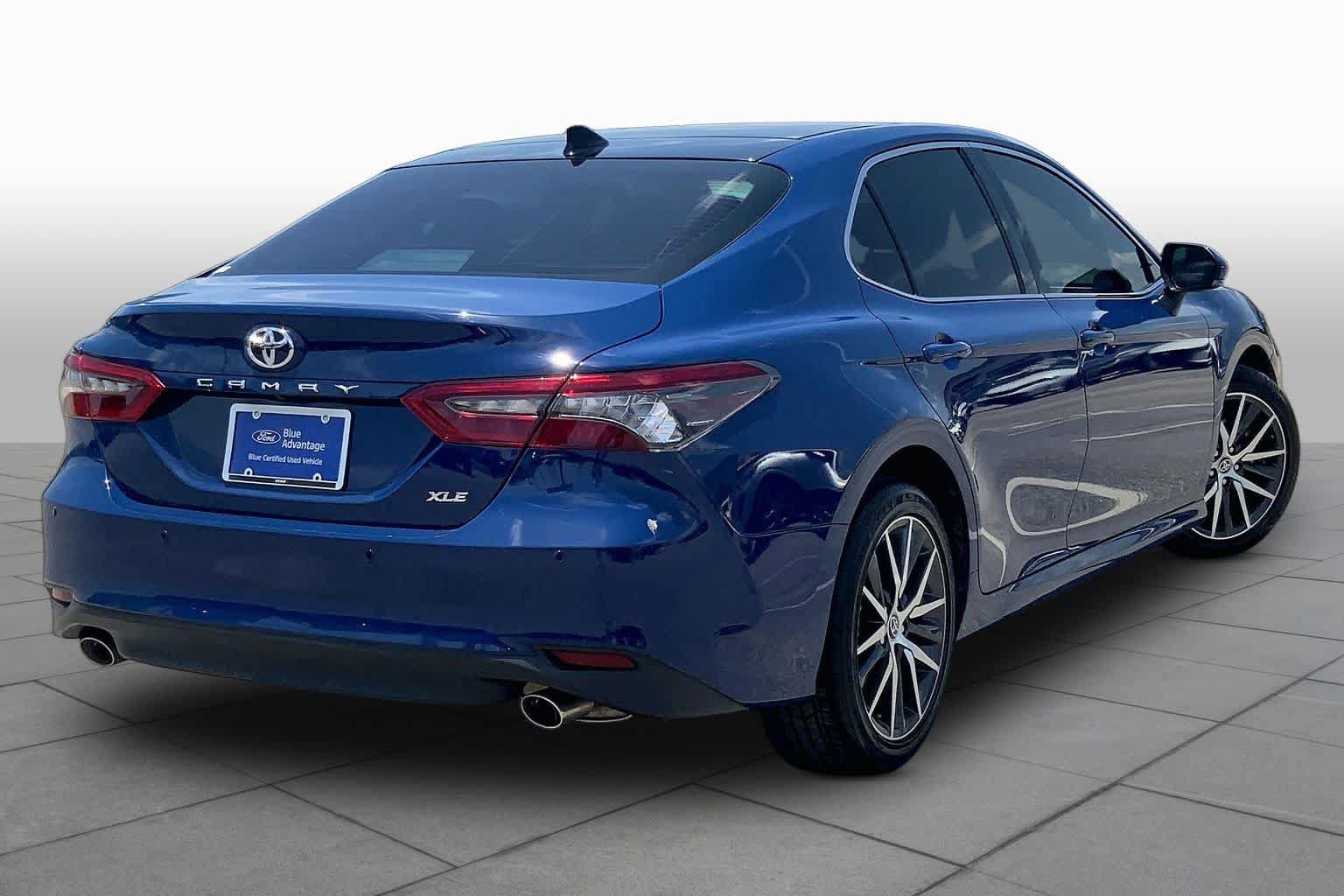 Used 2024 Toyota Camry XLE w/ Navigation Package FWD image 13