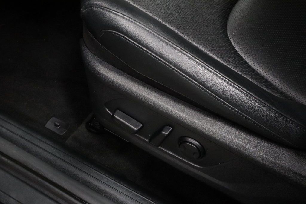 Used 2023 Kia Sportage EX image 23