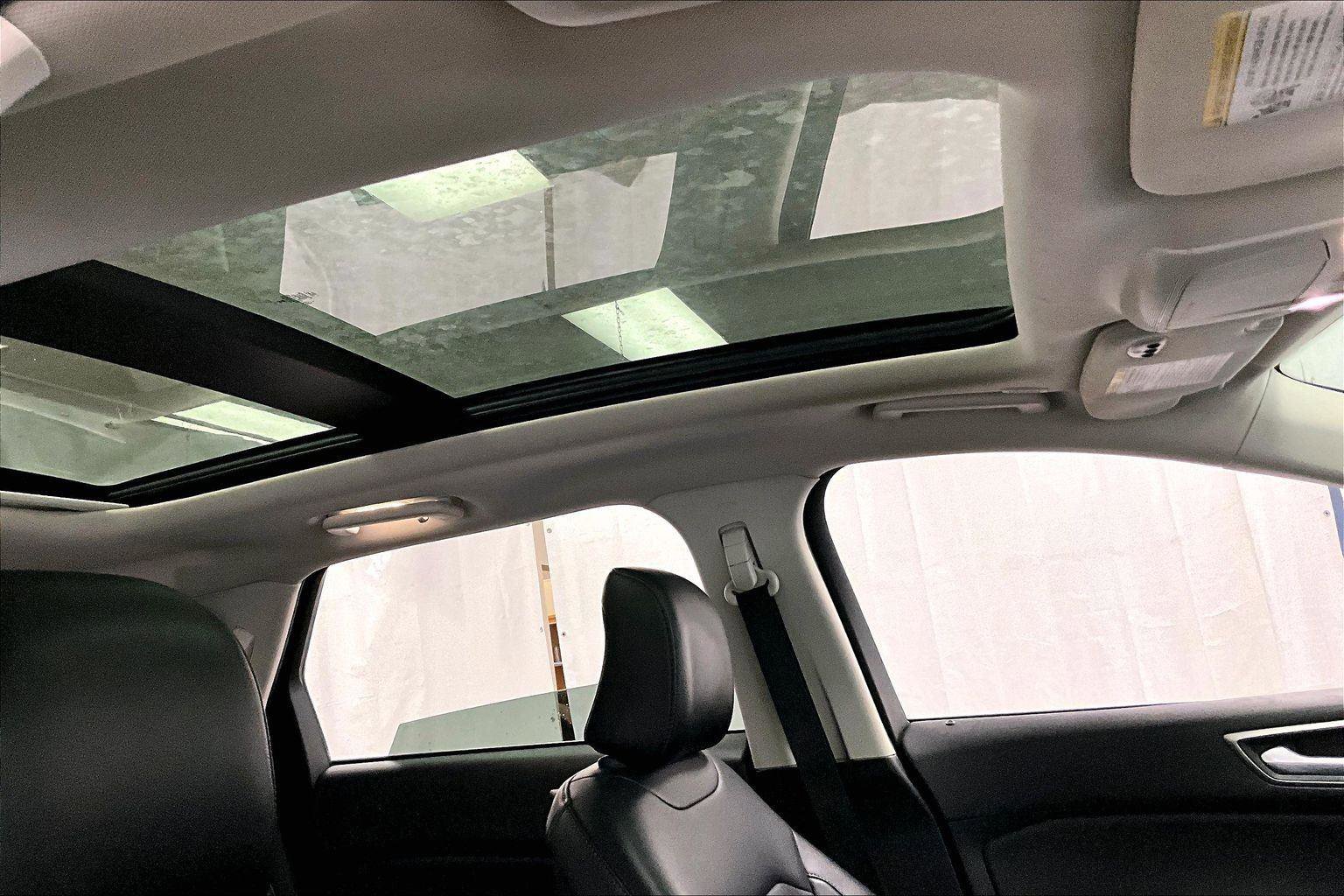 Certified 2024 Ford Edge SEL w/ Convenience Package image 21