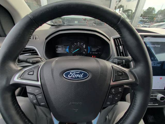 Certified 2022 Ford Edge SEL w/ Sport Appearance Package AWD/4WD image 14