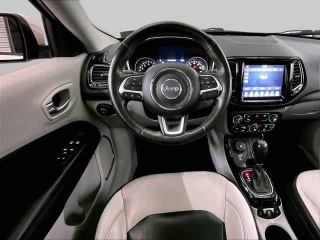 Used 2018 Jeep Compass Limited w/ Safe & Security Group AWD/4WD image 5