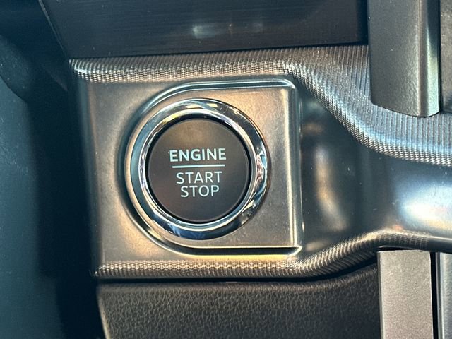 Certified 2024 Ford F150 Lariat image 32