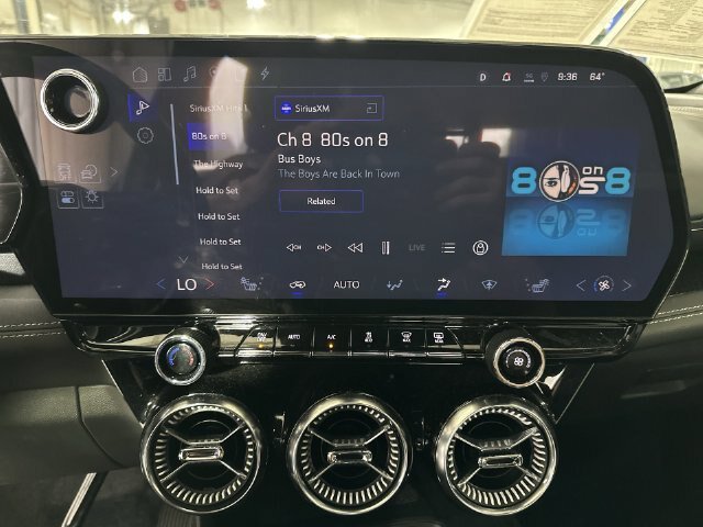 Used 2024 Chevrolet Blazer EV LT AWD/4WD image 16