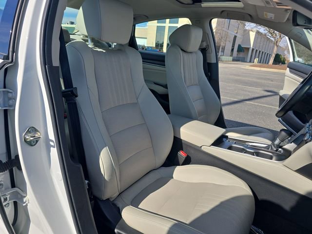 Used 2018 Honda Accord EX-L image 25