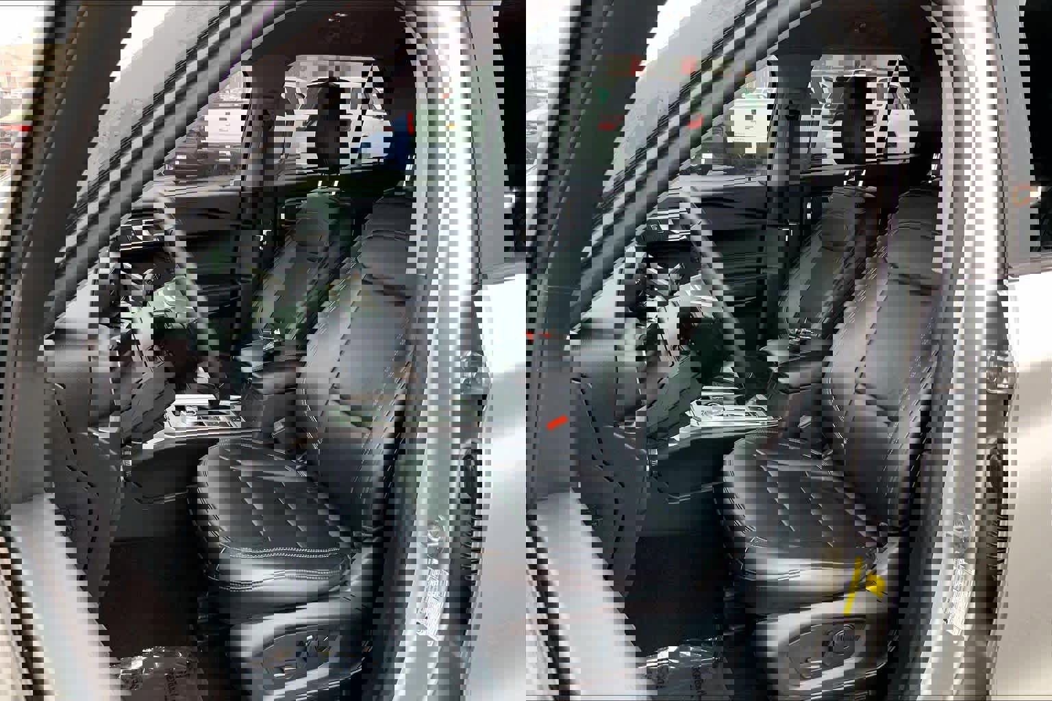 Certified 2023 Ford Explorer XLT w/ Equipment Group 202A image 7