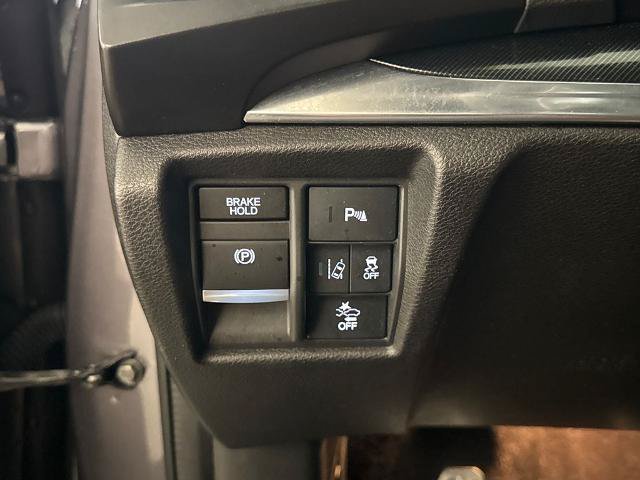 Used 2019 Acura MDX w/ Technology Package AWD/4WD image 18