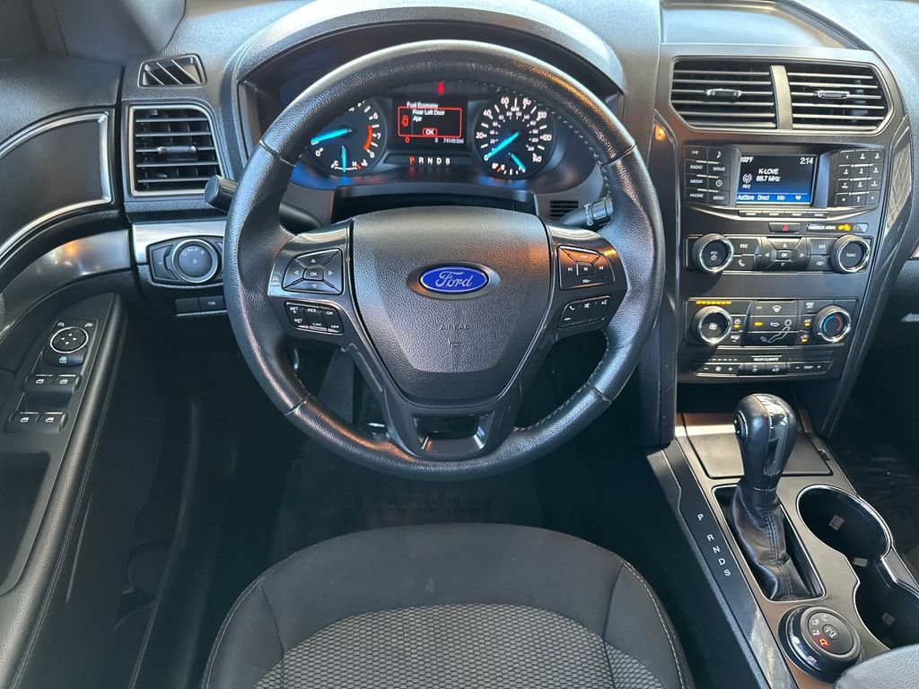 Certified 2019 Ford Explorer XLT w/ Class III Trailer Tow Package AWD/4WD image 13