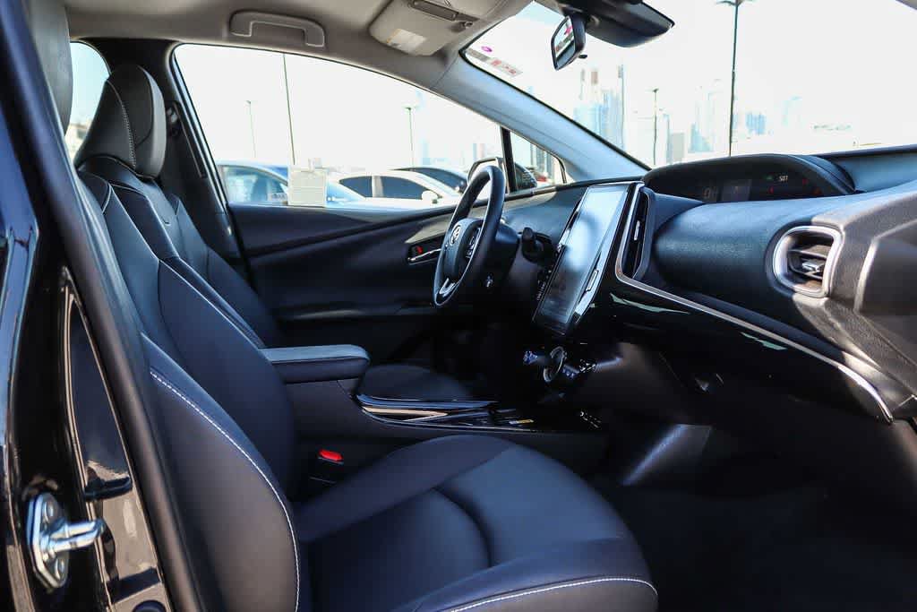 Used 2022 Toyota Prius Prime XLE FWD image 15