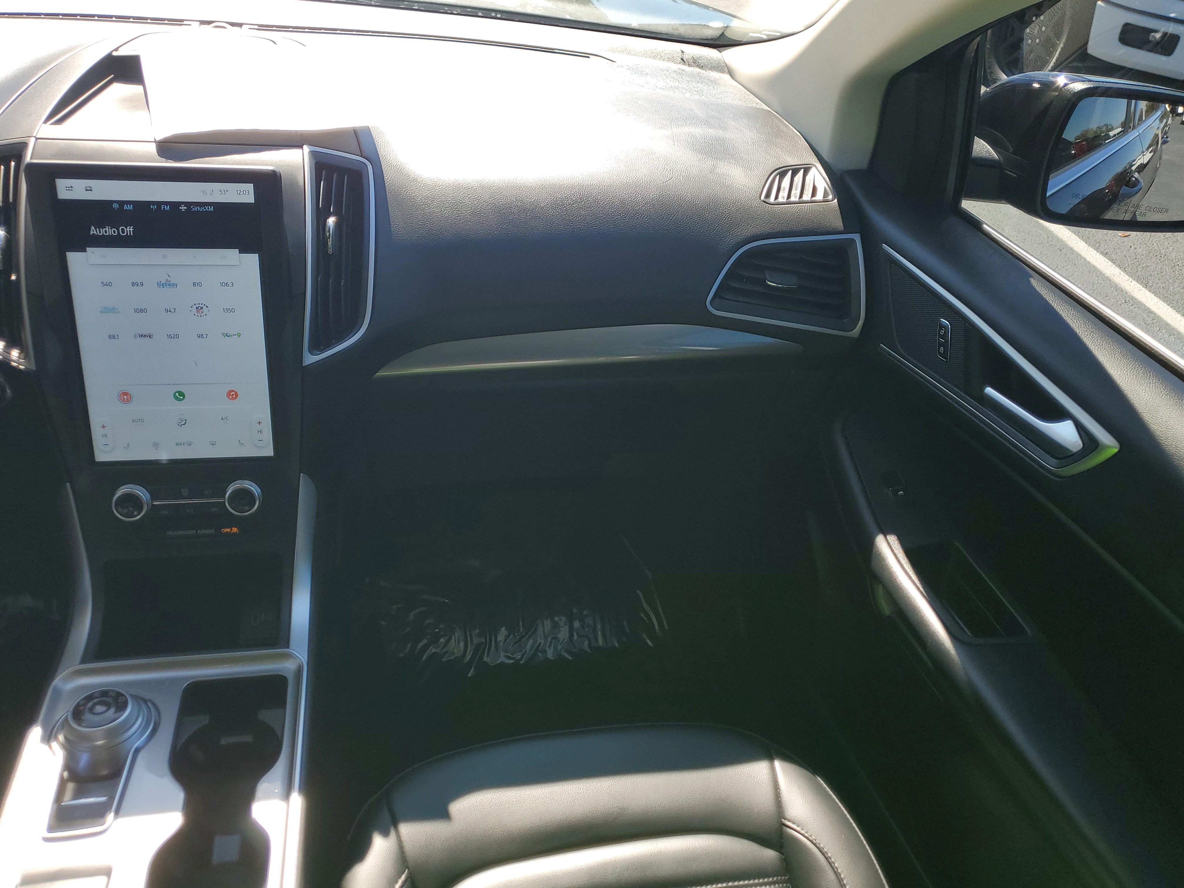 Certified 2024 Ford Edge SEL image 17