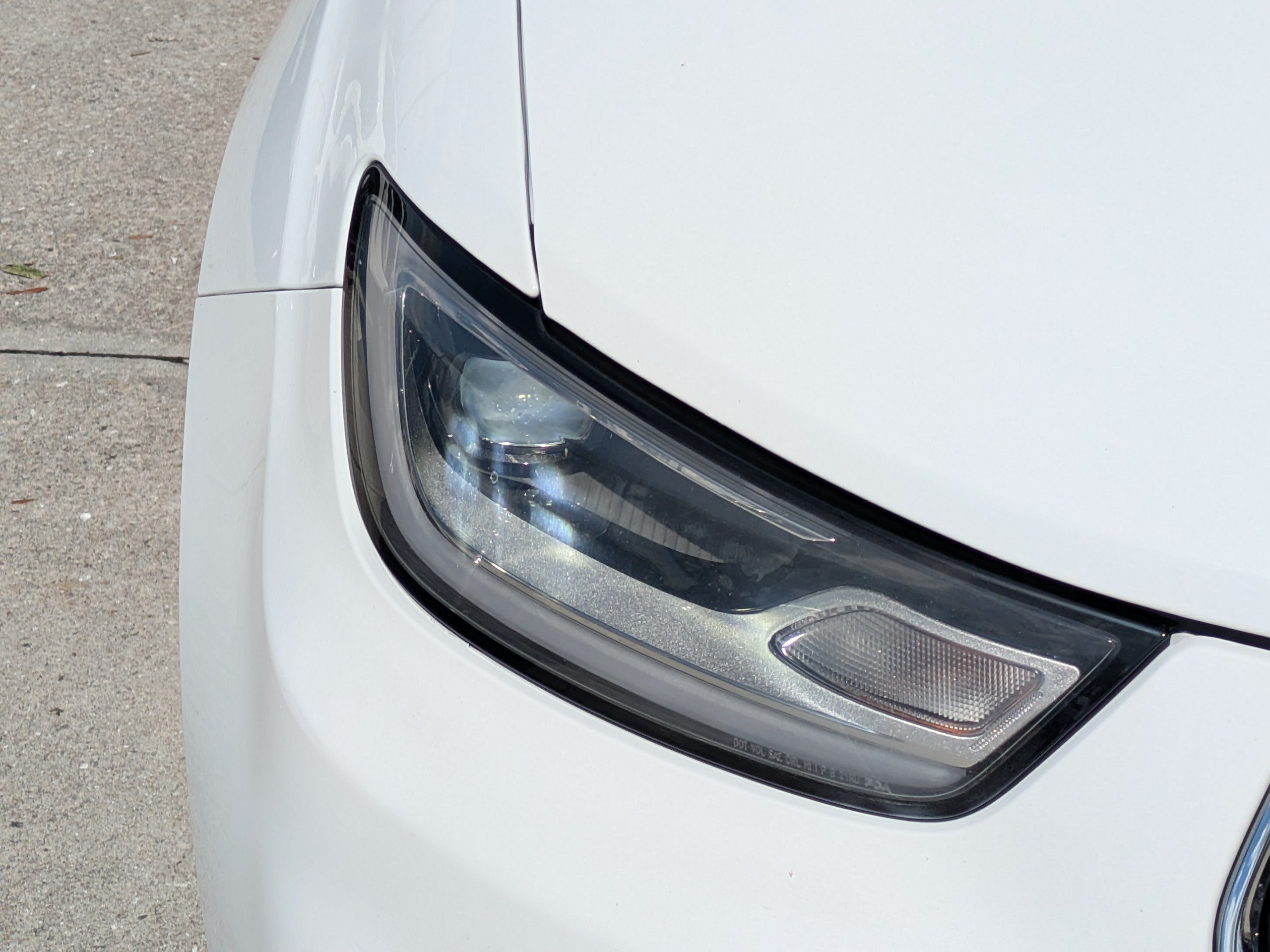 Used 2023 Chrysler Pacifica Touring-L FWD image 9
