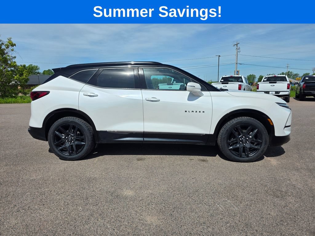 Used 2024 Chevrolet Blazer RS AWD/4WD image 8