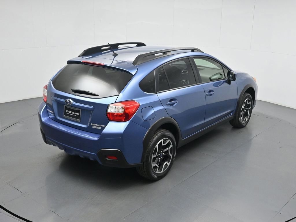Used 2017 Subaru Crosstrek 2.0i Premium image 13