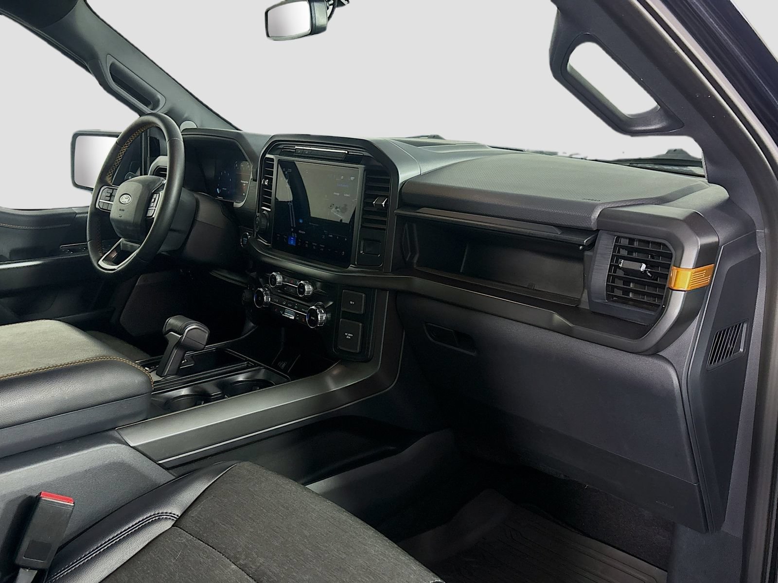 Certified 2025 Ford F150 Tremor AWD/4WD image 30
