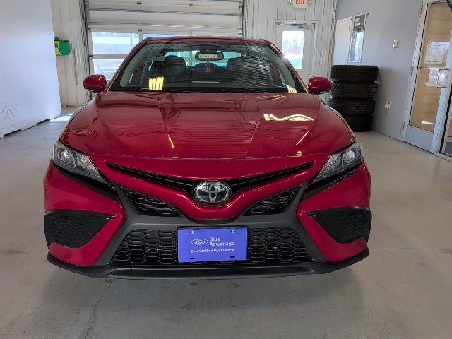 Used 2024 Toyota Camry SE AWD/4WD image 9