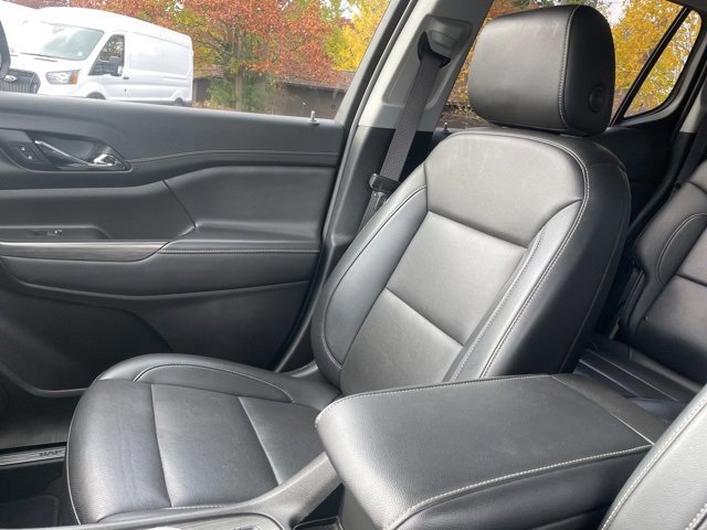 Used 2023 GMC Acadia SLT image 39