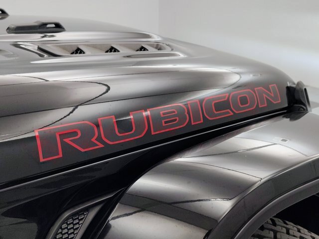 Used 2022 Jeep Wrangler Unlimited Rubicon w/ LED Lighting Group AWD/4WD image 11
