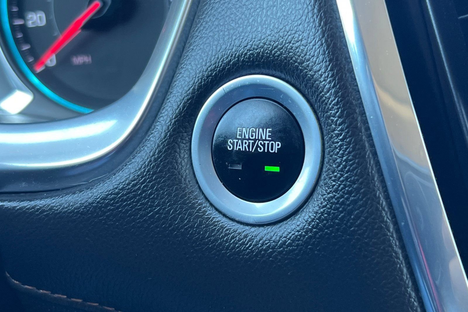 Used 2018 Chevrolet Traverse Premier w/ Redline Edition image 25